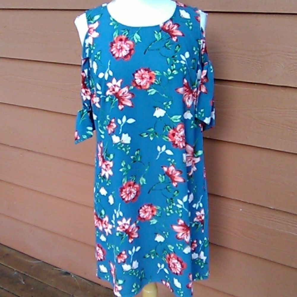 Attention Shift Dress With Shoulder Ties
